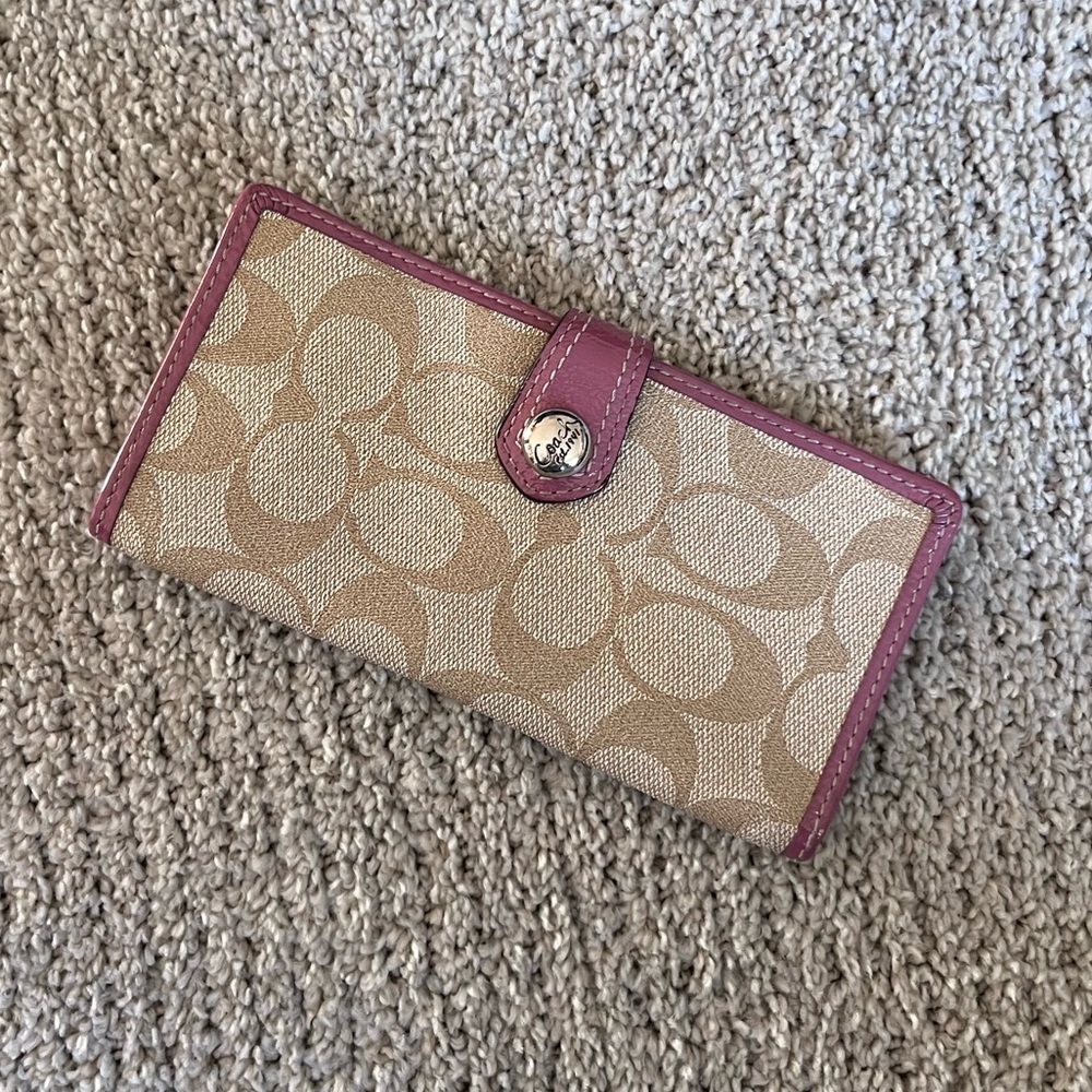 Coach wallet